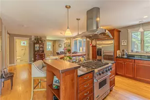 127 Preservation Way, Tiverton, RI 02878 - Photo 2