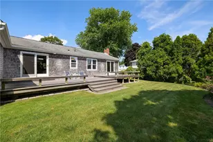22 Noble St, Narragansett, RI 02882 - Photo 40