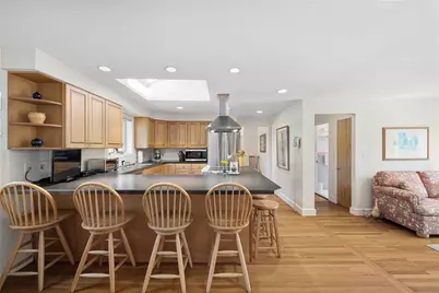 22 Noble Street, Narragansett, RI 02882 - Photo 16