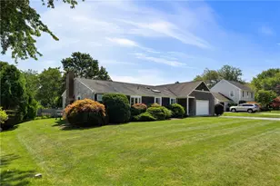 22 Noble St, Narragansett, RI 02882 - Photo 44