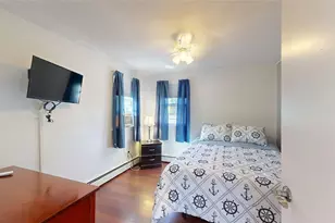 211 Toledo Ave, Pawtucket, RI 02860 - Photo 14