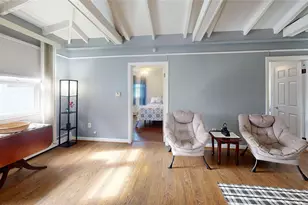 211 Toledo Ave, Pawtucket, RI 02860 - Photo 10