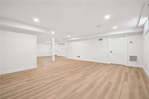 9 Lookout Ln, Portsmouth, RI 02871 - Photo 48