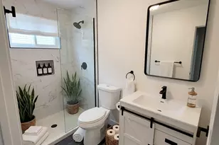 32 Pumgansett St, Providence, RI 02908 - Photo 8