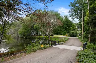 109 Scott Rd, Cumberland, RI 02864 - Photo 2