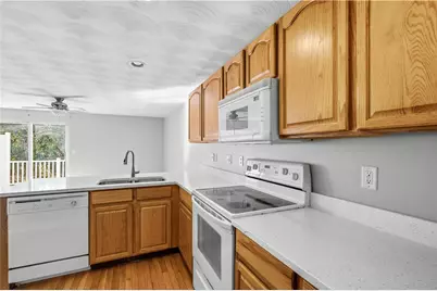 572 Smithfield Road #16, North Providence, RI 02904 - Photo 12
