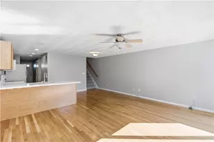 572 Smithfield Rd, North Providence, RI 02904 - Photo 14