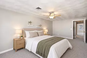 572 Smithfield Rd, North Providence, RI 02904 - Photo 24