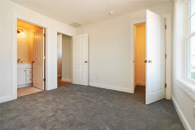 400 Juniper Street, East Providence, RI 02914 - Photo 26