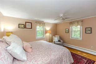 10 Circle Dr, Middletown, RI 02842 - Photo 30