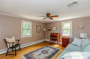 10 Circle Dr, Middletown, RI 02842 - Photo 24