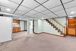 41 Fisher St, East Providence, RI 02914 - Photo 20