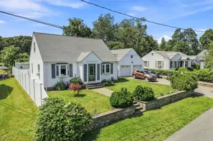 41 Fisher St, East Providence, RI 02914 - Photo 2