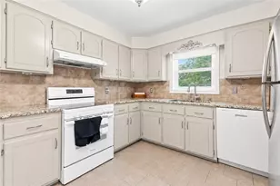 41 Fisher St, East Providence, RI 02914 - Photo 8