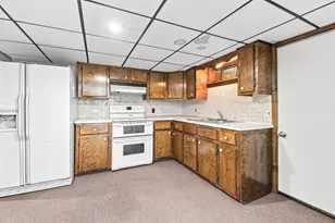 41 Fisher St, East Providence, RI 02914 - Photo 8