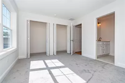 402 Juniper Street, East Providence, RI 02914 - Photo 34