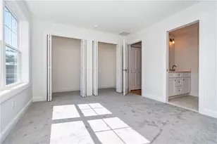 402 Juniper St, East Providence, RI 02914 - Photo 34