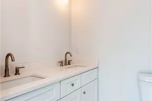 402 Juniper St, East Providence, RI 02914 - Photo 36