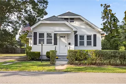 37 Lincoln Avenue, Warwick, RI 02888 - Photo 1