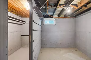 37 Lincoln Ave, Warwick, RI 02888 - Photo 40