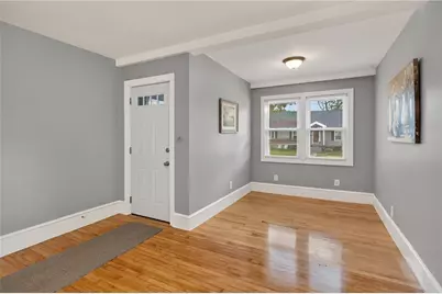 37 Lincoln Avenue, Warwick, RI 02888 - Photo 14