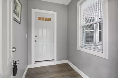 37 Lincoln Avenue, Warwick, RI 02888 - Photo 8