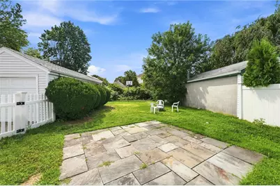 74 Isabella Avenue, Providence, RI 02908 - Photo 2
