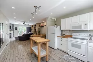 192 Fairway Dr, Coventry, RI 02816 - Photo 8