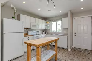 192 Fairway Dr, Coventry, RI 02816 - Photo 4