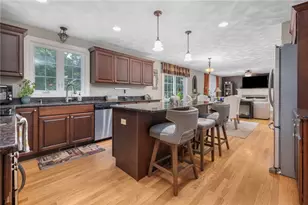 321 River Rd, Lincoln, RI 02865 - Photo 6