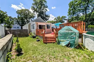 115 Davis Ave, Cranston, RI 02910 - Photo 34