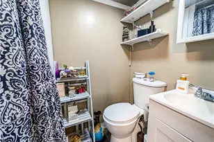 115 Davis Ave, Cranston, RI 02910 - Photo 28