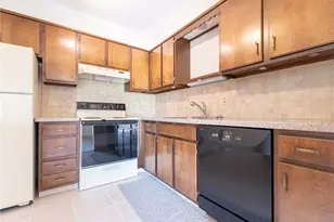 196 Old River Rd, Lincoln, RI 02865 - Photo 2