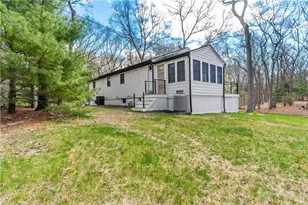 433 Gravelly Hill Rd, South Kingstown, RI 02879 - Photo 30