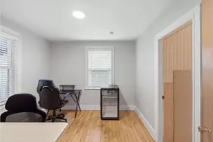 16 Beechcrest St, Warwick, RI 02888 - Photo 6
