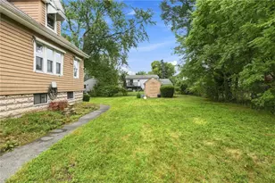 16 Beechcrest St, Warwick, RI 02888 - Photo 20