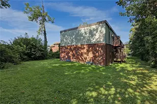 336 Killingly St, Providence, RI 02909 - Photo 24