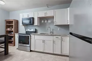 336 Killingly St, Providence, RI 02909 - Photo 2
