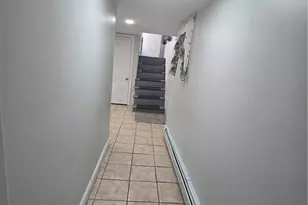 117 Ophelia St, Providence, RI 02909 - Photo 6