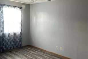148 Wakefield St, West Warwick, RI 02893 - Photo 8