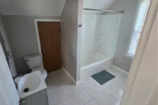 6 Winthrop St, Cranston, RI 02910 - Photo 8