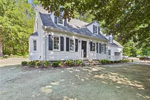 229 Hunt Ave, South Kingstown, RI 02879 - Photo 4