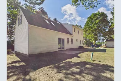 229 Hunt Avenue, South Kingstown, RI 02879 - Photo 6