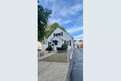 39 Hillview Avenue, Providence, RI 02908 - Photo 2