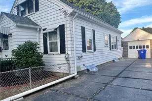 39 Hillview Ave, Providence, RI 02908 - Photo 1