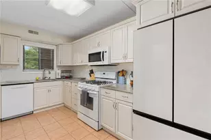 650 E Greenwich Ave, West Warwick, RI 02893 - Photo 14