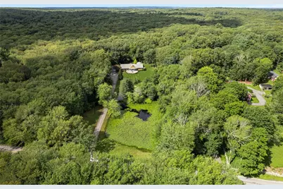 1825 Middle Road, East Greenwich, RI 02818 - Photo 32