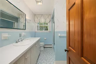 1825 Middle Rd, East Greenwich, RI 02818 - Photo 20
