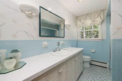 1825 Middle Road, East Greenwich, RI 02818 - Photo 24