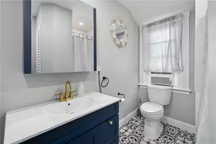138 Burgess Ave, East Providence, RI 02914 - Photo 22